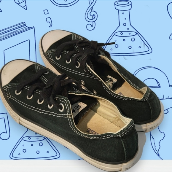 Converse All‎ Star Kids Black Round Toe Lace Up Sneaker Athletic Shoes Size 2 - Picture 1 of 9